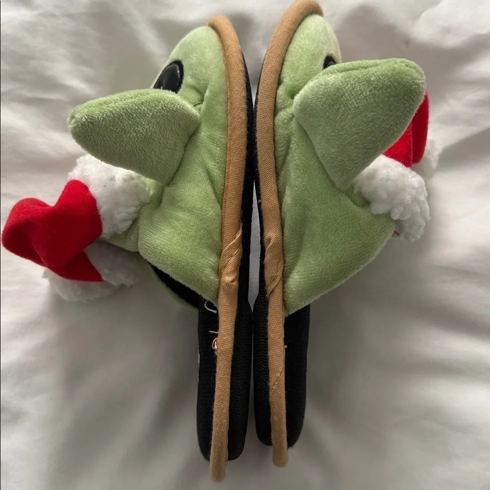 New Green Baby Star Wars Yoda Slippers with Santa Hat